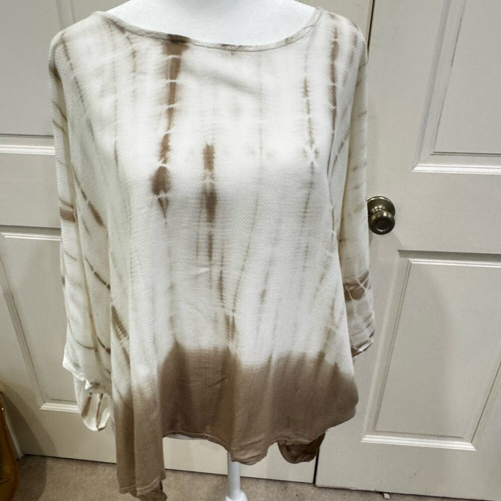 Mono B, Cream and tan Relaxed Asymmetrical Tunic, size M
